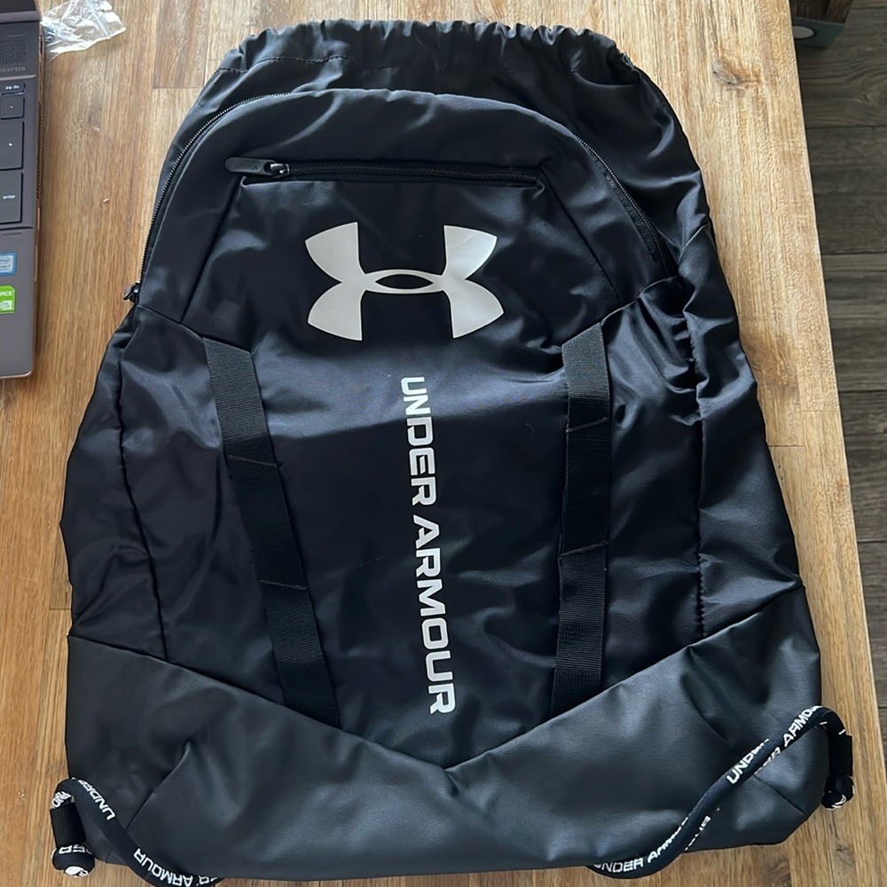 Under Armour Drawstring Bag
